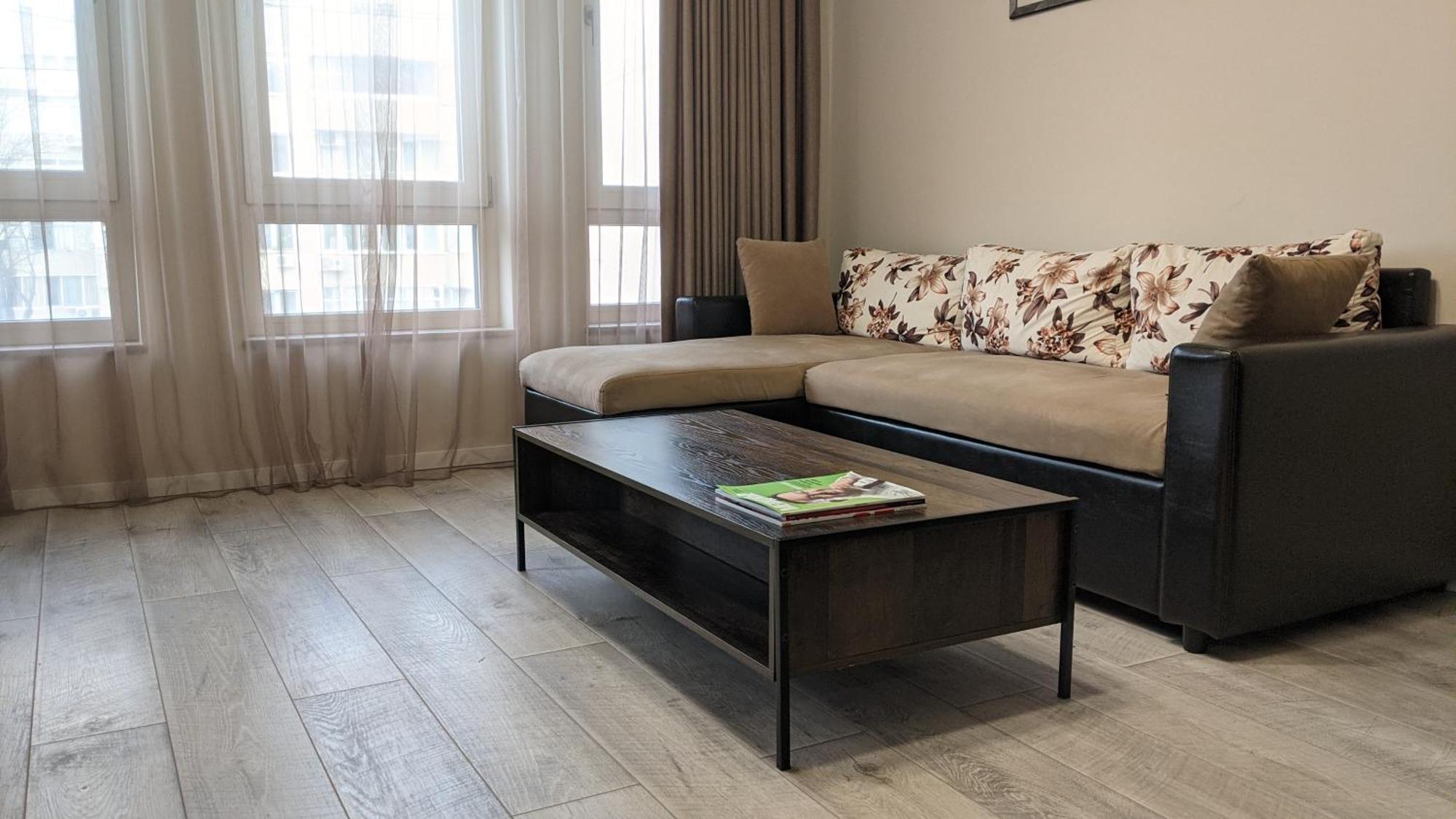 Lux 2 Central Apartment With Garage Plovdiv Exterior photo
